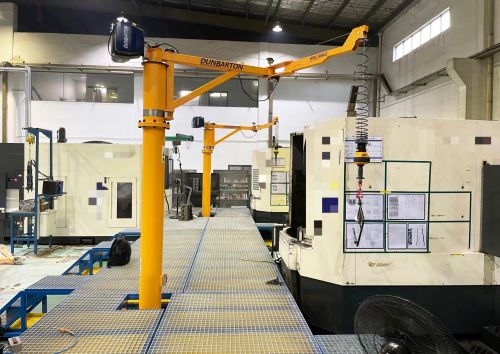 折臂吊-后置主機 折臂吊-后置主機